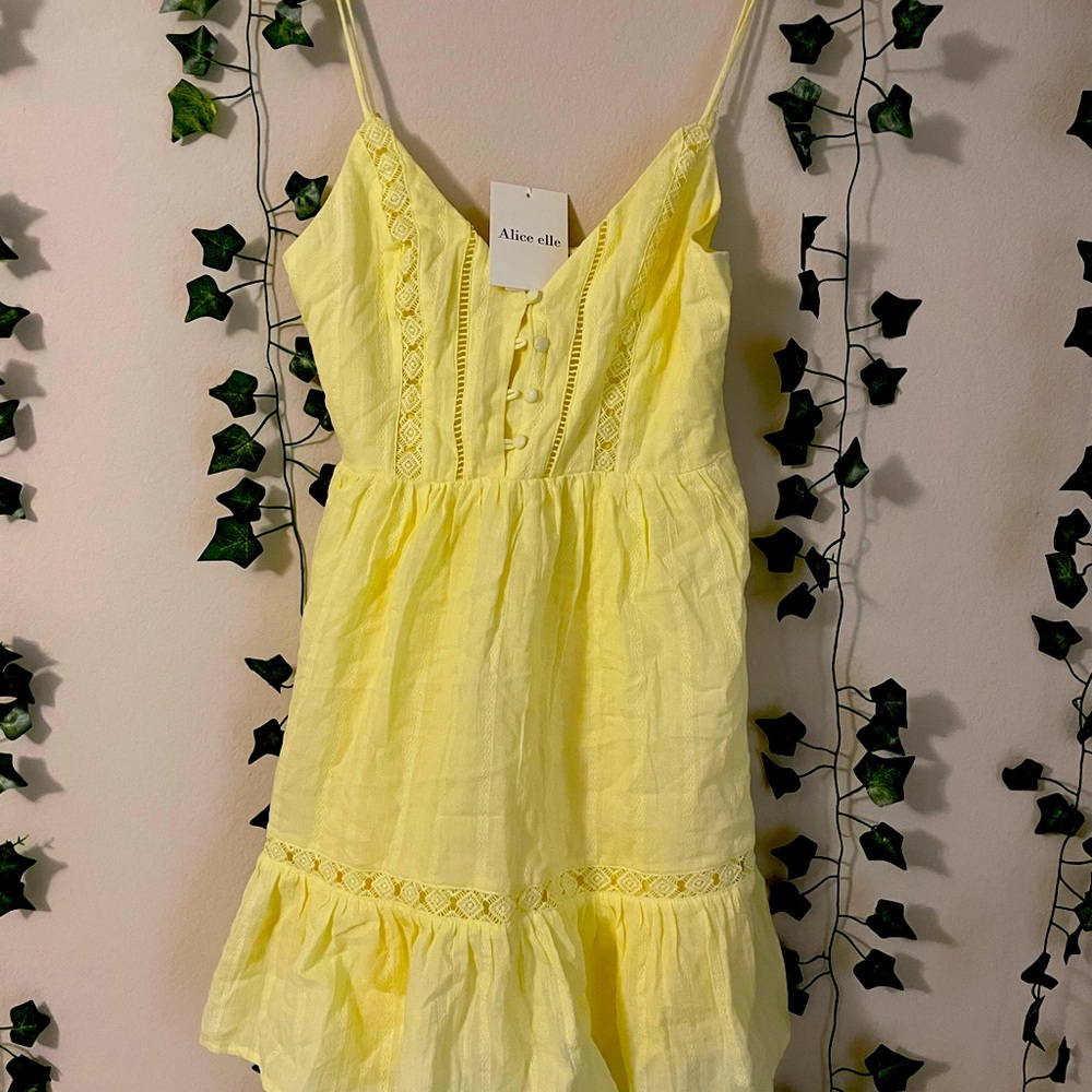 Yellow sundae muse dress💛